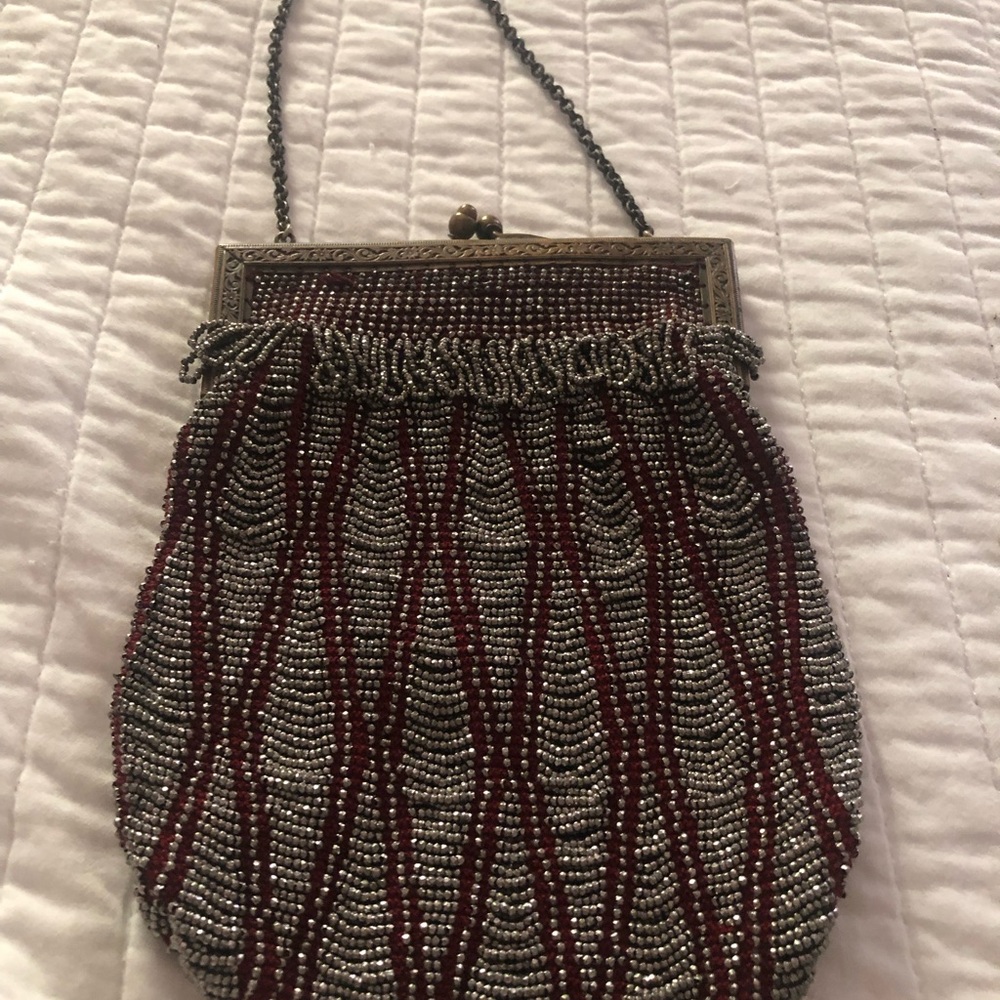 Vintage 1920’s Art Deco Silver Beaded Evening Bag Chain Purse